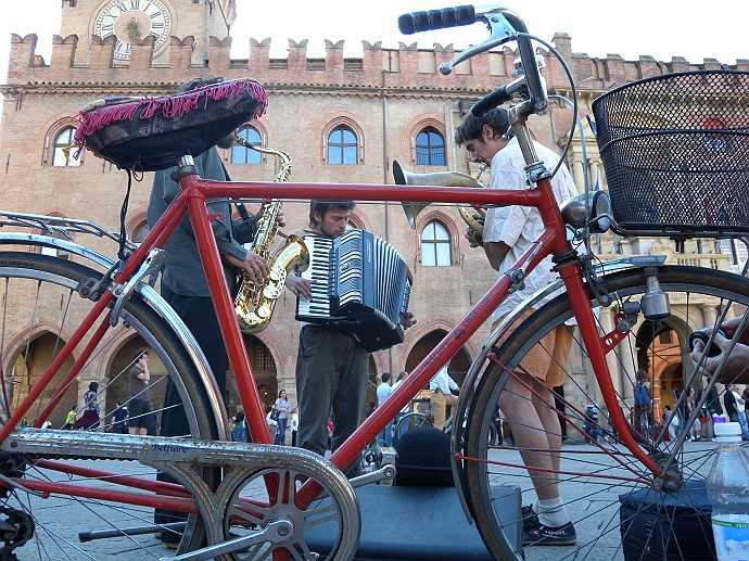 Bicicletta :: Buskers Pirata Bologna 2010