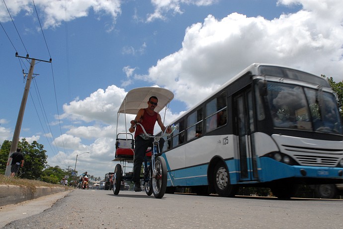 Traffico - Fotografia di Camaguey - Cuba 2010