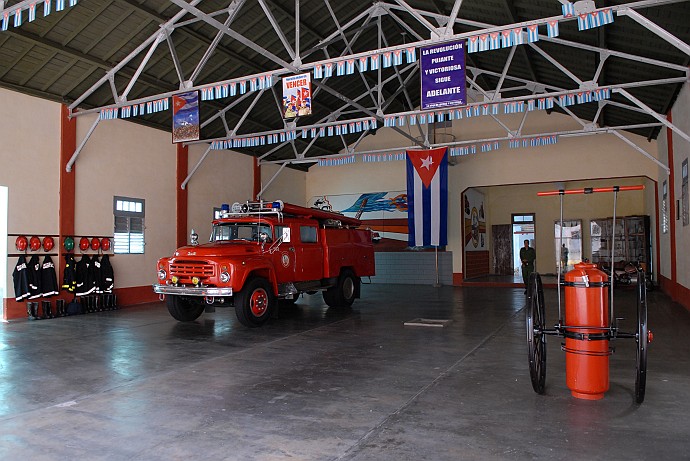 Pompieri - Fotografia di Santa Clara - Cuba 2010