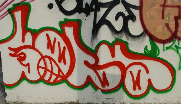 Gola scritta - Murales di Bologna